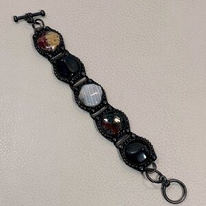 Unique Natural Stone Bracelet in Metal Setting